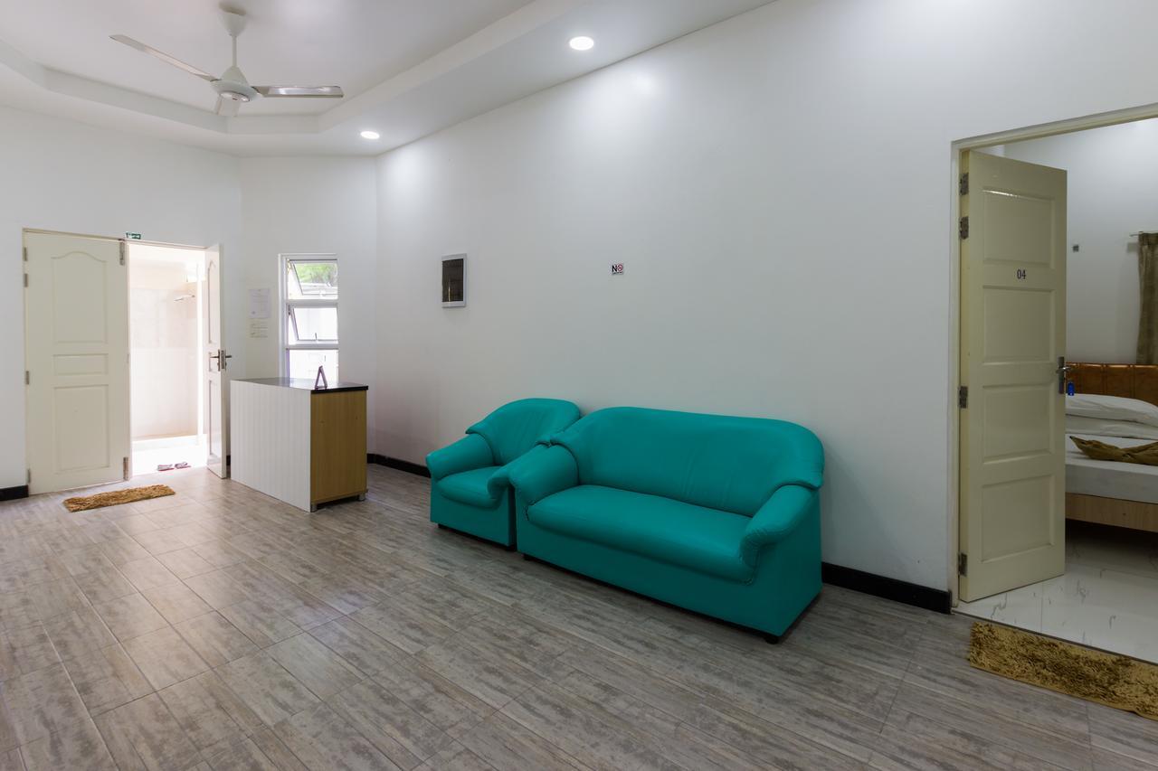 Surf Trip Maldives Hotel Thulusdhoo Exterior photo